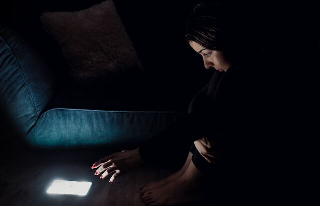 TrueAlly illustration showing common symptoms experienced during porn withdrawal.